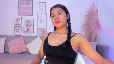 missy_lowe online show from 13, 9, 2025