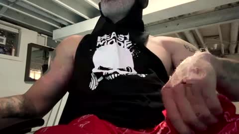 Snapshot of mister_bigg_dick chatting on 5, 3, 2025 AJ online show from 5, 3, 2025