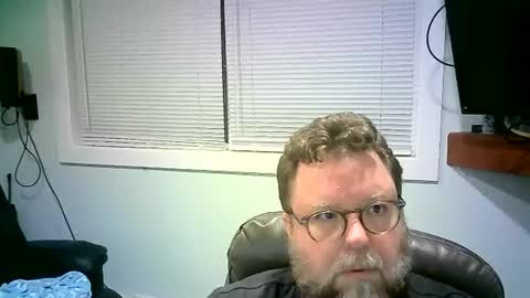 Mr. Happy online show from 19, 2, 2025