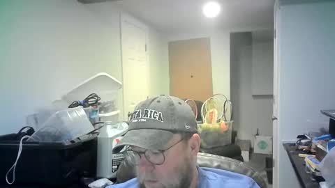 Snapshot of mister_happy567 chatting on 13, 3, 2026 Mr. Happy online show from 13, 3, 2026