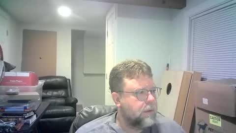 Snapshot of mister_happy567 chatting on 21, 4, 2026 Mr. Happy online show from 21, 4, 2026