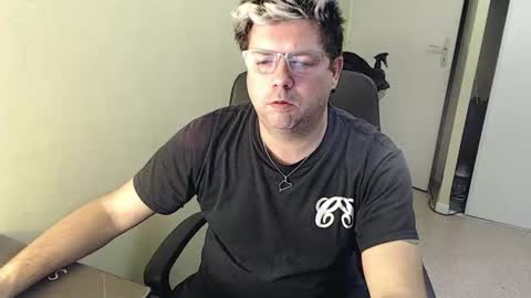 mistercoeur online show from 2, 1, 2025