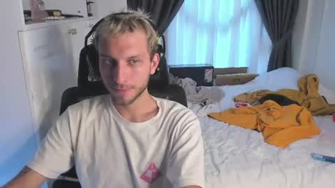 Snapshot of misterskiny chatting on 6, 8, 2026 Alex online show from 6, 8, 2026