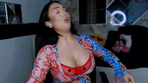 Snapshot of mistress_meryem chatting on 14, 10, 2025 mistress_meryem online show from 14, 10, 2025