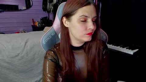 Snapshot of mistress_priest chatting on 28, 11, 2025 Dirty Priest and Ivi online show from 28, 11, 2025