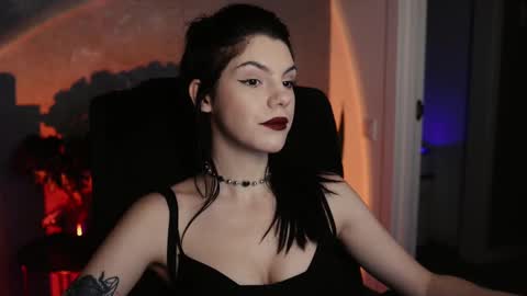 Snapshot of mistress_rochelle chatting on 5, 3, 2025 Miss Rochelle online show from 5, 3, 2025