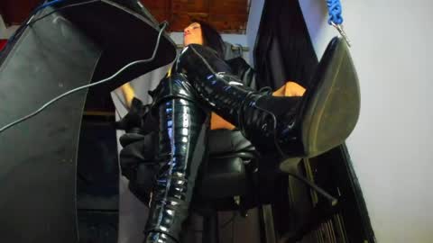 Mistress Anna Alves online show from 8, 5, 2026