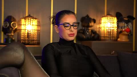 Mistress Kelly online show from 2, 4, 2026