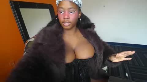 Snapshot of mistressmochareign chatting on 27, 2, 2026 mistressmochareign online show from 27, 2, 2026