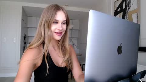Snapshot of mistressuniverse chatting on 28, 7, 2026 mistressuniverse online show from 28, 7, 2026