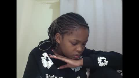 Snapshot of misty_shee chatting on 23, 2, 2026 misty_shee online show from 23, 2, 2026