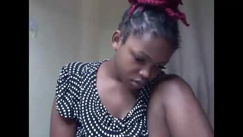 Snapshot of misty_shee chatting on 23, 4, 2026 misty_shee online show from 23, 4, 2026