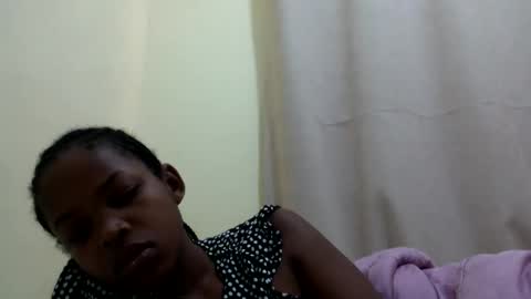 Snapshot of misty_shee chatting on 25, 5, 2026 misty_shee online show from 25, 5, 2026