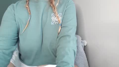 Snapshot of mistymorgan chatting on 11, 9, 2025 Misty Morgan online show from 11, 9, 2025