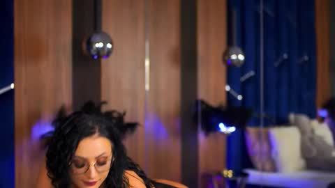 Romina online show from 13, 10, 2025