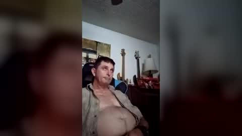 Snapshot of mitchnails69 chatting on 13, 7, 2026 BobbyMitchGa online show from 13, 7, 2026