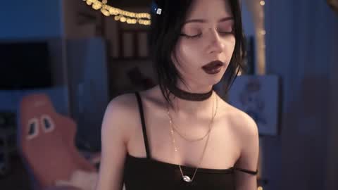 Yuka online show from 10, 4, 2026