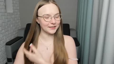 Miya online show from 28, 2, 2025