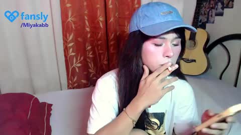 Snapshot of miyakabebe chatting on 13, 5, 2026 Miyakabebe online show from 13, 5, 2026