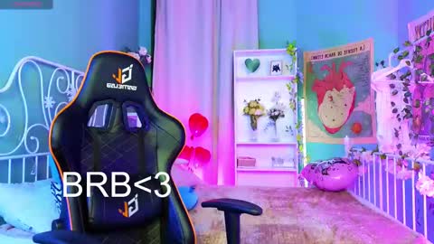 Mizuki online show from 17, 2, 2025