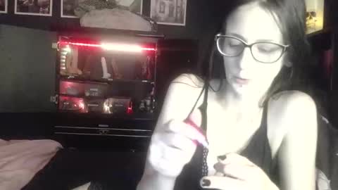 Snapshot of mizzbonez chatting on 1, 4, 2026 Mizz Bonez online show from 1, 4, 2026