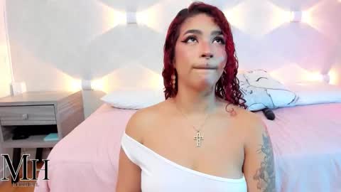 mizzhell_ online show from 30, 9, 2025