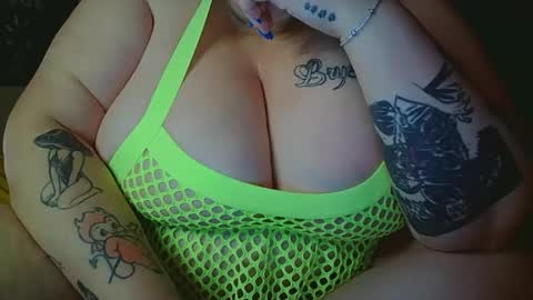 mkittenx online show from 16, 4, 2026