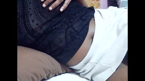 Snapshot of mlle_kali chatting on 16, 9, 2025 Mlle Kali online show from 16, 9, 2025