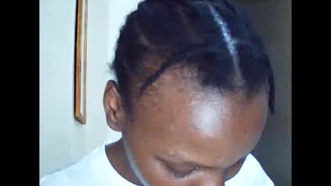 Snapshot of mlle_kali chatting on 28, 10, 2025 Mlle Kali online show from 28, 10, 2025