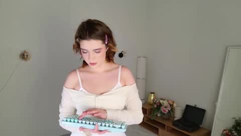 Snapshot of mmm__yes chatting on 31, 1, 2026 Michaela online show from 31, 1, 2026