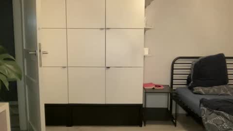 mmminnie online show from 25, 2, 2025