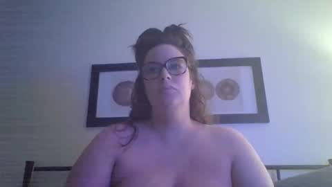 Snapshot of mngirlie chatting on 9, 9, 2025 MnGirlie online show from 9, 9, 2025