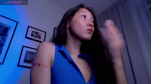 Snapshot of moana_blu chatting on 11, 1, 2025 moana online show from 11, 1, 2025