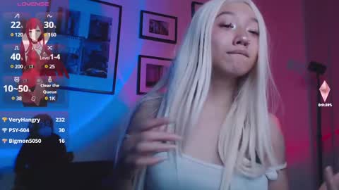 Snapshot of moana_blu chatting on 7, 3, 2025 moana online show from 7, 3, 2025