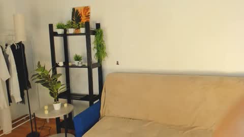 Snapshot of moanshade chatting on 15, 11, 2025 CandyStacy online show from 15, 11, 2025