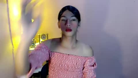 Snapshot of mocha_locca chatting on 11, 1, 2025 Mocha Locca online show from 11, 1, 2025