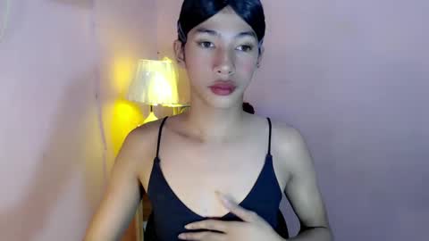 Snapshot of mocha_locca chatting on 13, 2, 2025 Mocha Locca online show from 13, 2, 2025