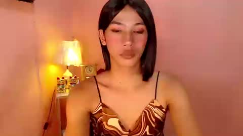 Snapshot of mocha_locca chatting on 14, 2, 2025 Mocha Locca online show from 14, 2, 2025