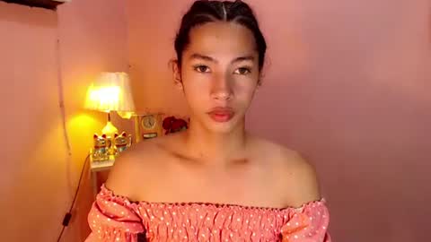 Snapshot of mocha_locca chatting on 28, 2, 2025 Mocha Locca online show from 28, 2, 2025