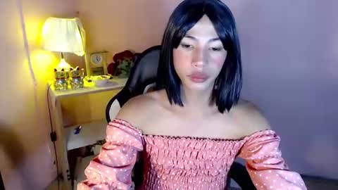 Snapshot of mocha_locca chatting on 3, 3, 2025 Mocha Locca online show from 3, 3, 2025