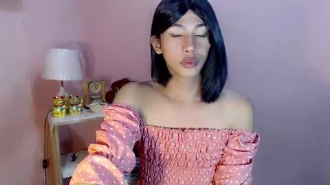 Snapshot of mocha_locca chatting on 4, 3, 2025 Mocha Locca online show from 4, 3, 2025