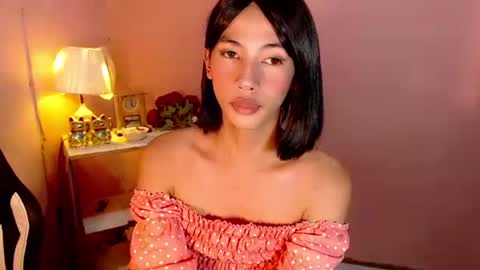Snapshot of mocha_locca chatting on 4, 3, 2025 Mocha Locca online show from 4, 3, 2025