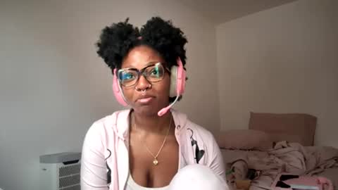 Mocha  BDAY JAN 13  online show from 9, 7, 2026