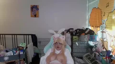 Snapshot of mochi_rainbow chatting on 2, 4, 2026 The Mochi Rainbow Variety Show online show from 2, 4, 2026