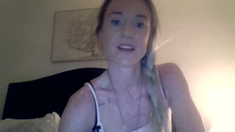 Snapshot of mockingbirds91 chatting on 10, 6, 2026 mockingbirds91 online show from 10, 6, 2026