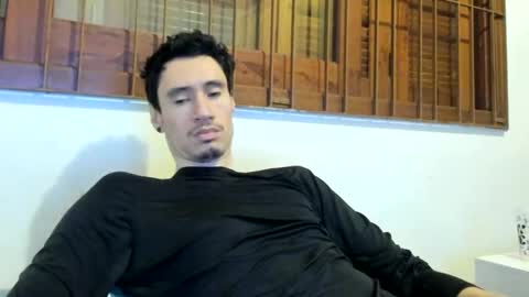 Snapshot of moderdelier chatting on 11, 12, 2024 DigBreed online show from 11, 12, 2024