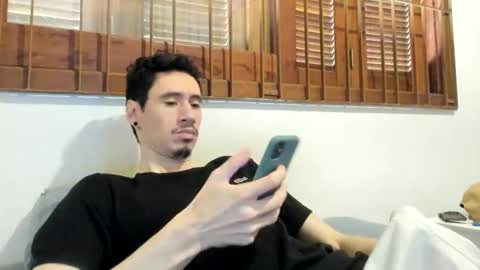 Snapshot of moderdelier chatting on 31, 12, 2024 DigBreed online show from 31, 12, 2024