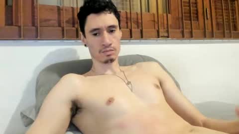 Snapshot of moderdelier chatting on 9, 2, 2025 DigBreed online show from 9, 2, 2025