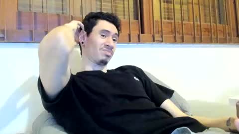 Snapshot of moderdelier chatting on 15, 2, 2025 DigBreed online show from 15, 2, 2025