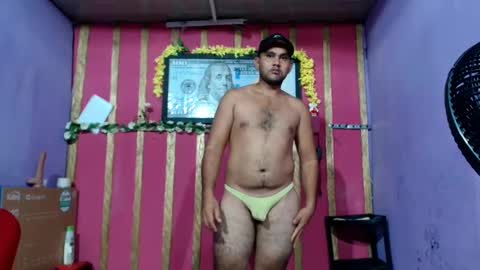 Snapshot of moderno_xxx chatting on 7, 1, 2025 Andres online show from 7, 1, 2025